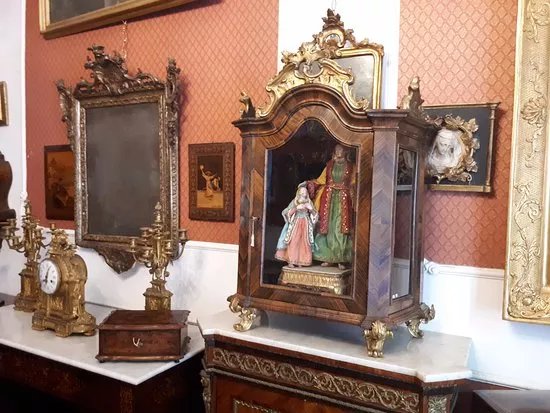 Antichita e Restauro Lepre dal 1959