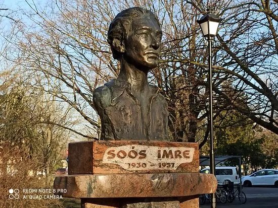 Soos Imre Szobor