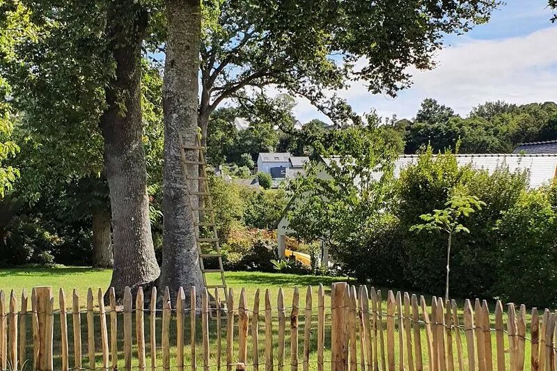 The calm, the charm, the Maison du Menez: "the place to be"