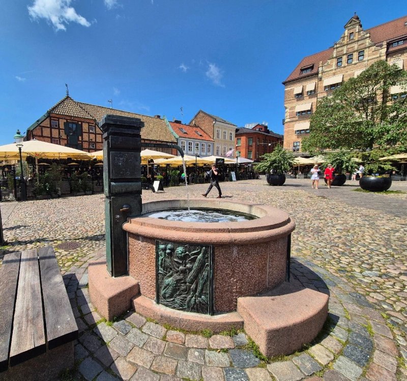 Fontan pa det lilla torget