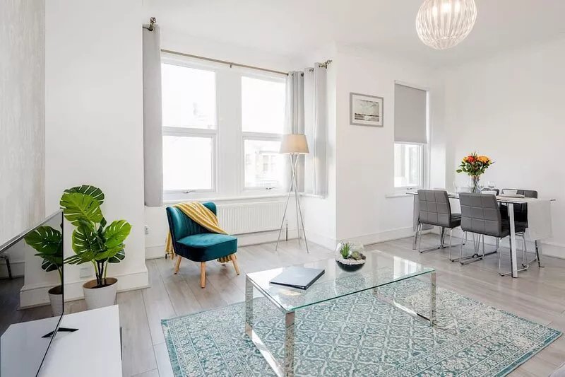 ☆LUXURY APARTMENT☆BUSINESS/RELOCATIONS☆2BED