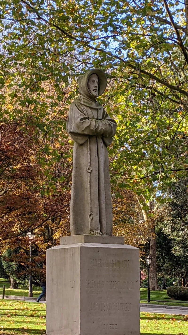 Estatua De San Francisco De Asis