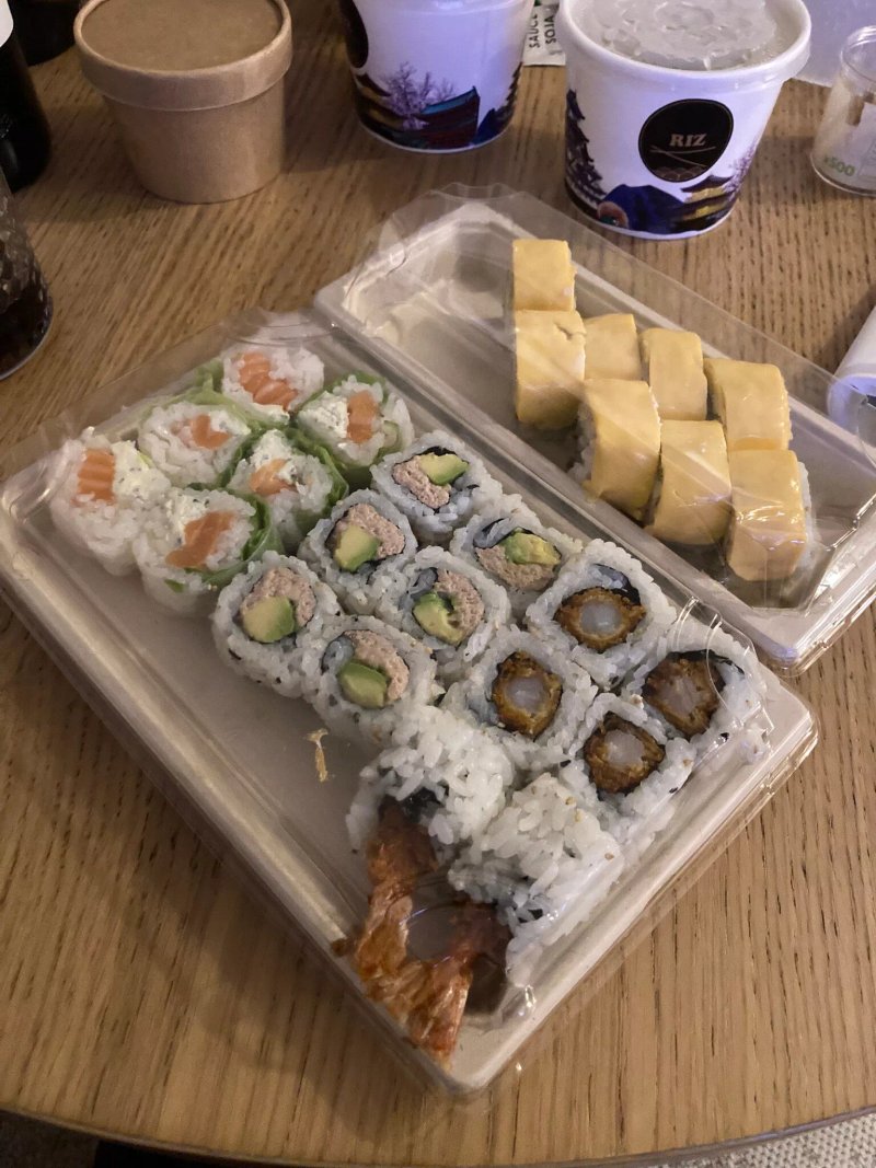 Nayuki Sushi