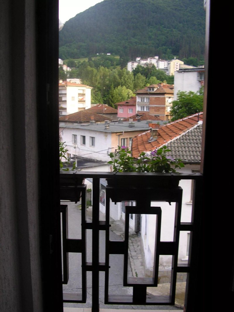 Charshiata Inn and Tavern