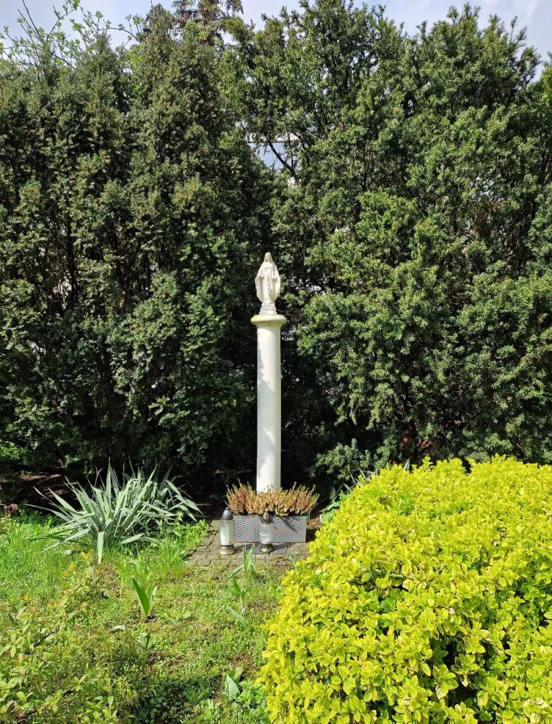 Statue Of Our Lady