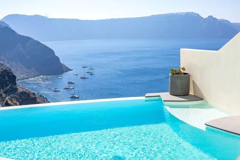 Elegant Santorini Villa | Villa Ioulia | Private Pool | Air Conditioning | 3