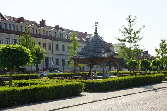 Opatow Market Square (Opatow Rynek)