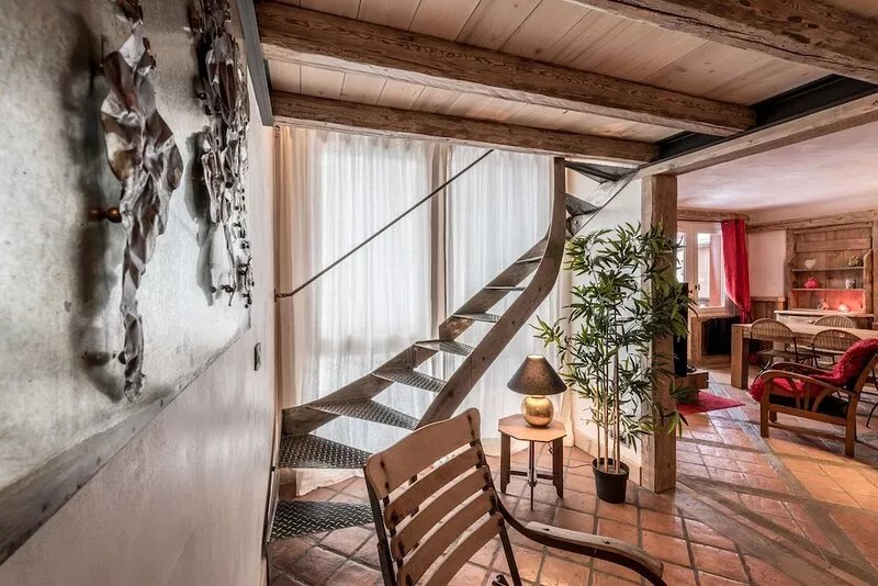 Wonderful duplex located on the top floor upscale 6/8 pers 2 ch