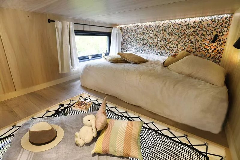 Chalet 'La Tiny House De La Blandinière' with Private Terrace, Shared Garden