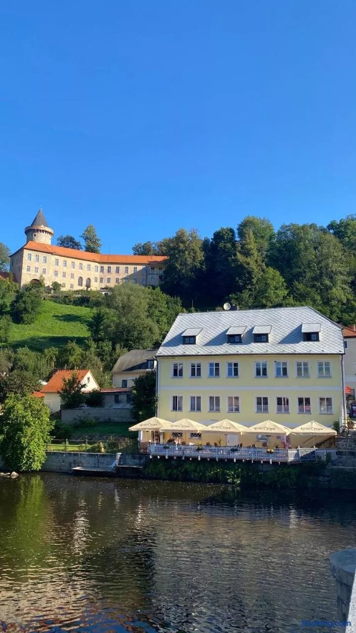 Rozmberk Inn
