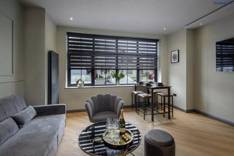 Signature Apartments