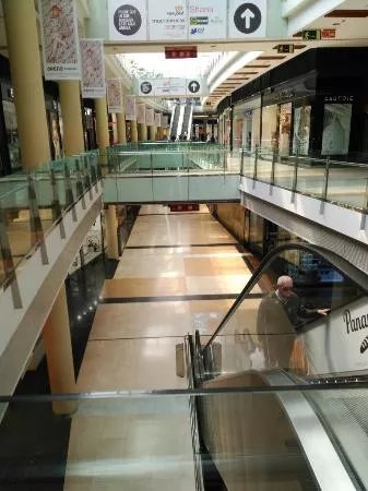 Centro Comercial Arena Multiespacio