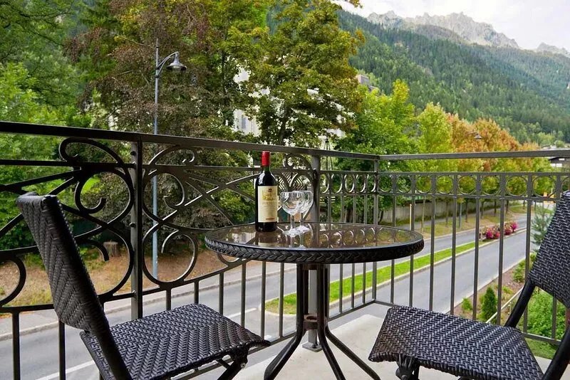 Apartment Staddon - Alpes Travel - Central Chamonix (Sleeps 6)
