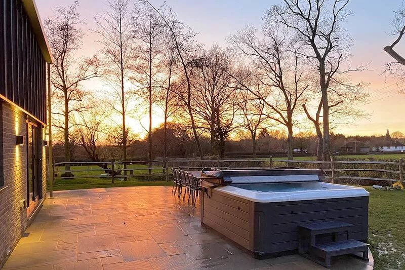 Old Harrow Barn -  a barn  with hot tub by Bloom Stays, sleeping 10 guests  in