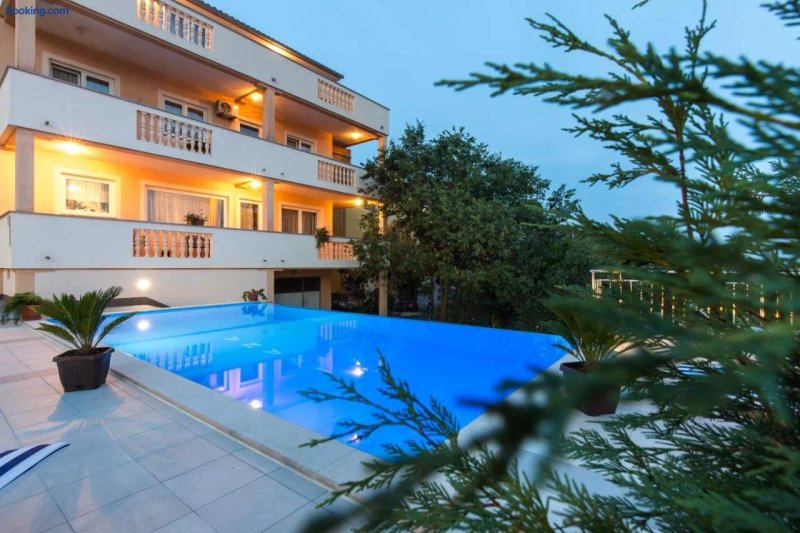 Appartments with Pool Ivana Krk