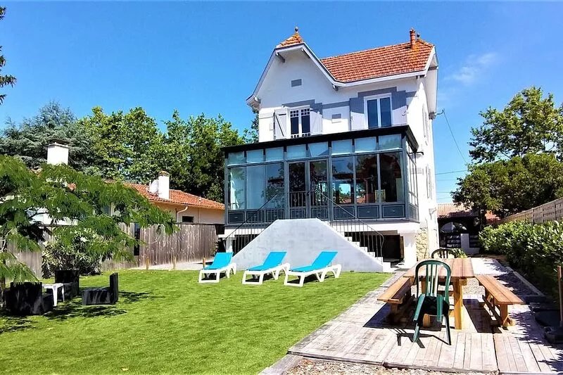 Villa Arcachonnaise Classée vue Bassin à 40m de la Plage