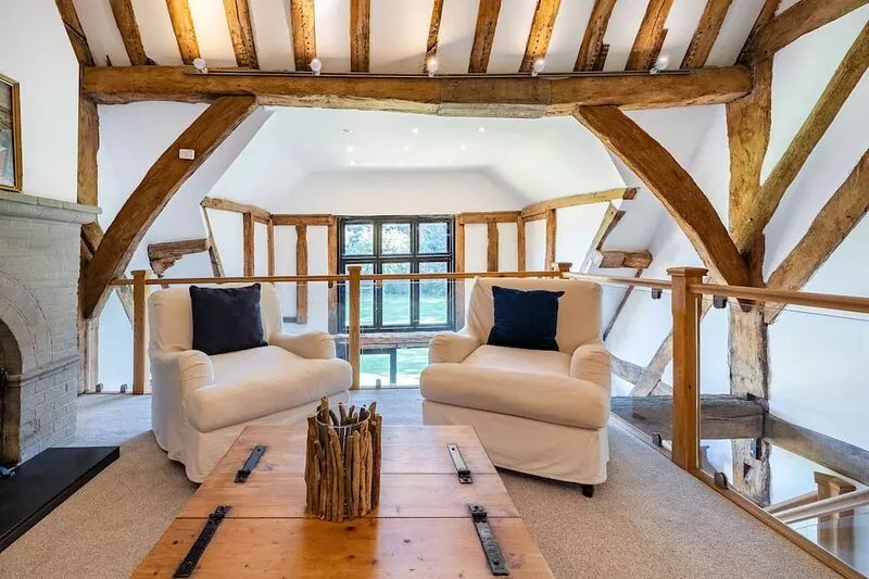 Entertain, Celebrate, Relax in Period Luxury Barn - Perfect for family groups