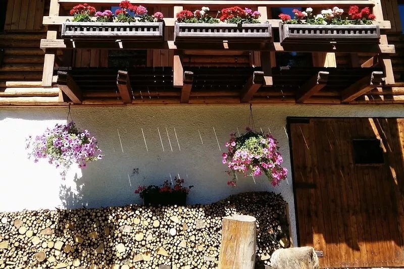 Baita Val Piomban: an unforgettable experience in a real mountain lodge