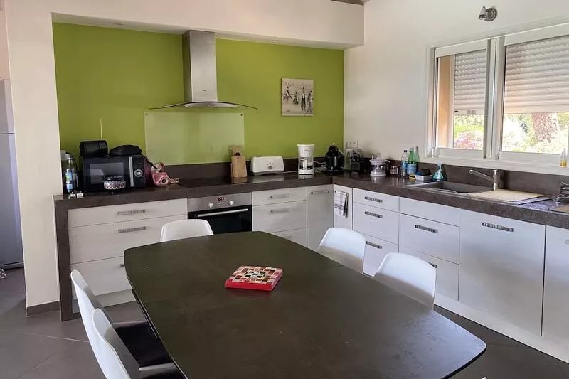 Villa near the beach of the cabanon blue