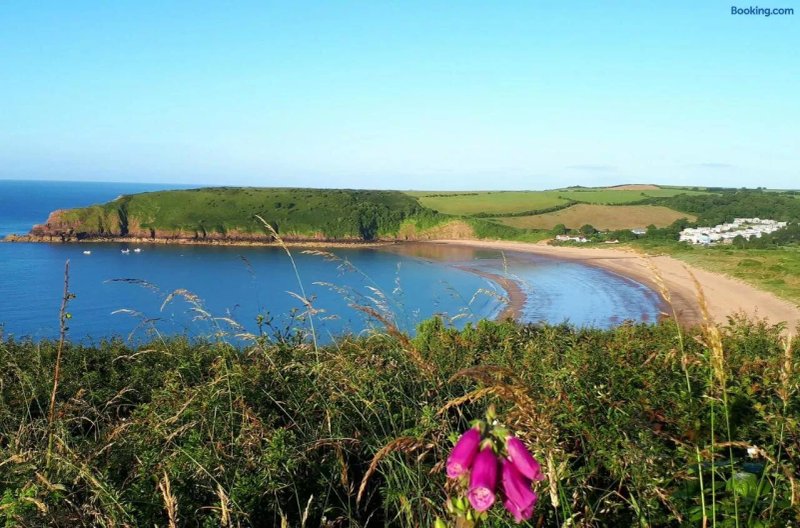 A Beach Holiday In Pembrokeshire