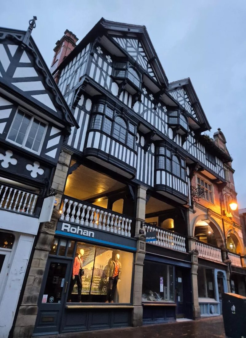 8 Bridge Street Building