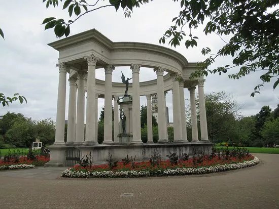 Welsh National War Memorial - Cofeb Ryfel Genedlaethol Cymru