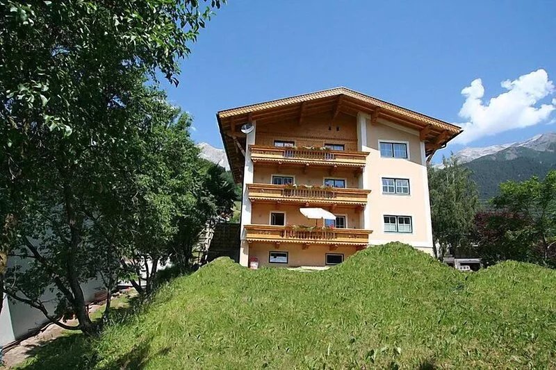 Apartment Pfeifer  in Pians, Tyrol - 8 persons, 4 bedrooms