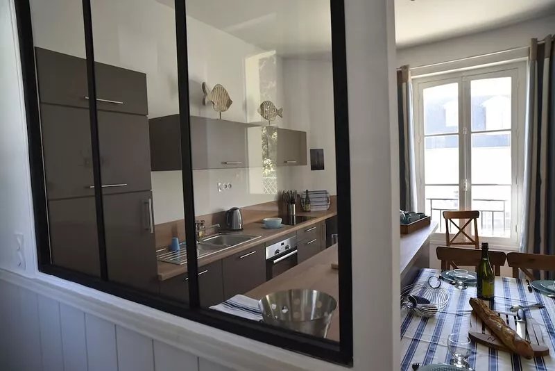 Apartment of 75m² in the Villa Sainte-Hélène (next to the Thermes)