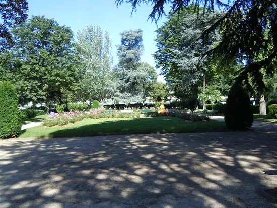 Square Alfred Capus