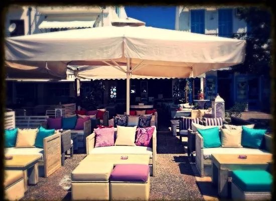 Suga Cafe Bar