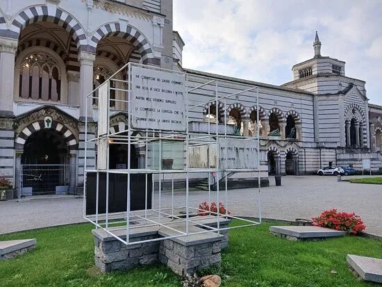 Monumento ai Caduti nei Campi di Sterminio Nazisti