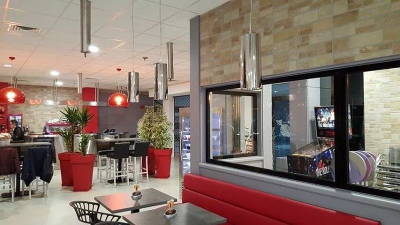 Le Bistro