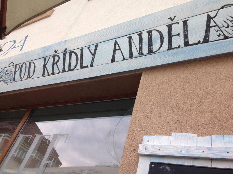 Pod kridly andela