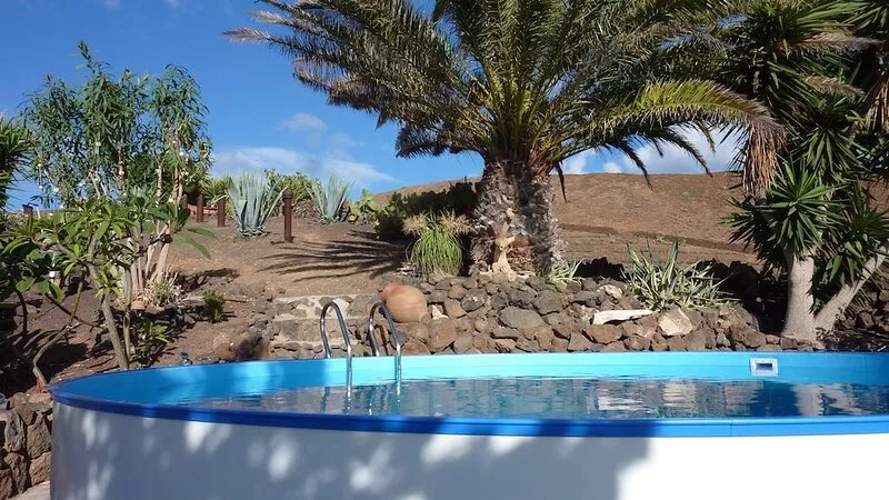 CASA CONSULTORIO, country house in unique nature.