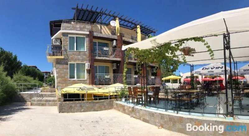 Family Hotel Littoral