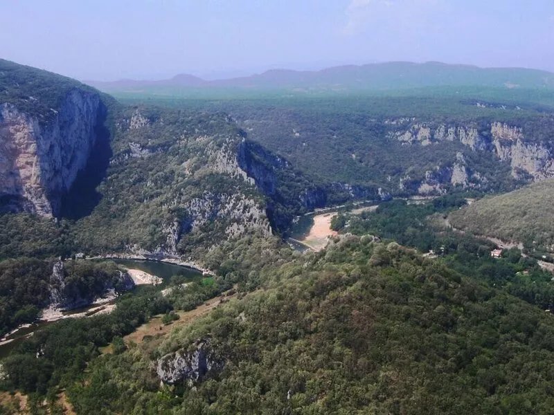 CHARMING HOUSE GORGES ARDECHE - GROTTE CHAUVET - NEAR TOURIST ATTRACTIONS