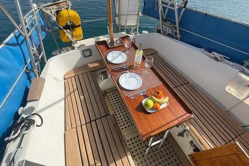 Boat 'El Velero' with Sea View and Private Terrace