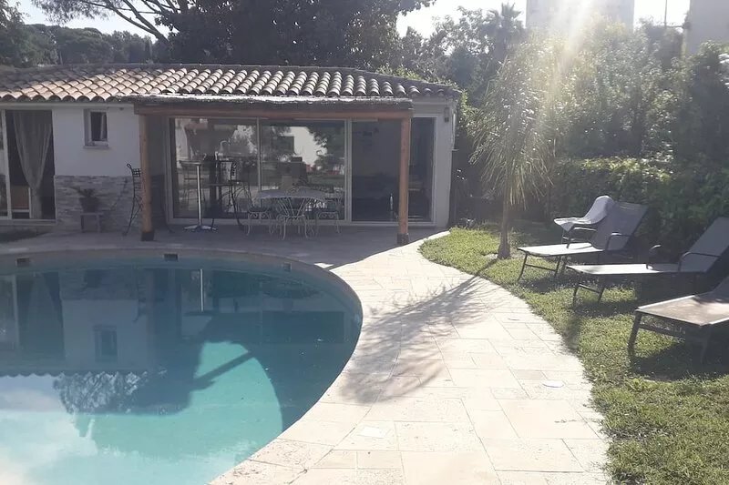 Ideal accommodation for festivals, conferences or vacations on the Côte d'Azur