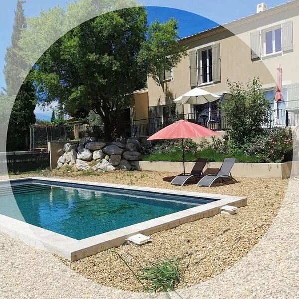 Gîte with swimming pool Lauris