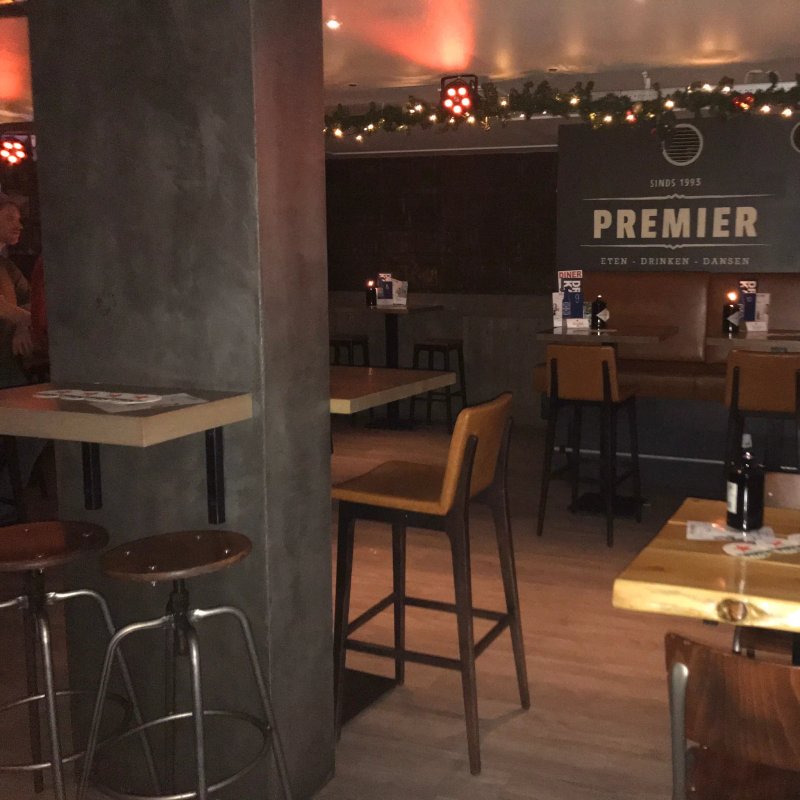 Cafe Premier