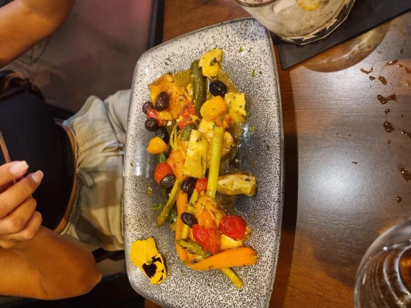 Hakuna Matata (bar And Restaurant)