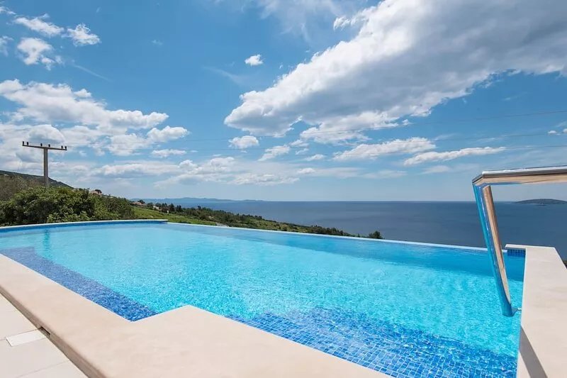 Villa near Orebic with swimming pool overlooking Peljesac channel