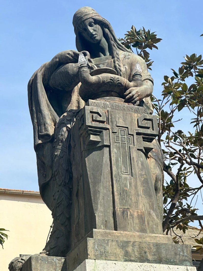 Monumento Ai Caduti