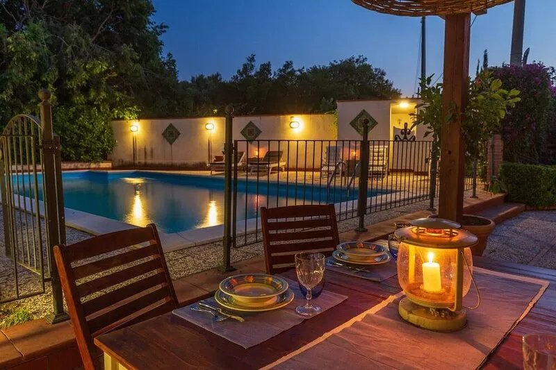 Domus Sicily - Luxury villa with pool and patios just 4km from the city center.