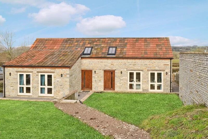 2 bedroom accommodation in West Pennard, near Glastonbury