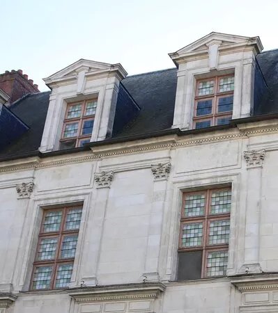 Le Chateau Des Gondi