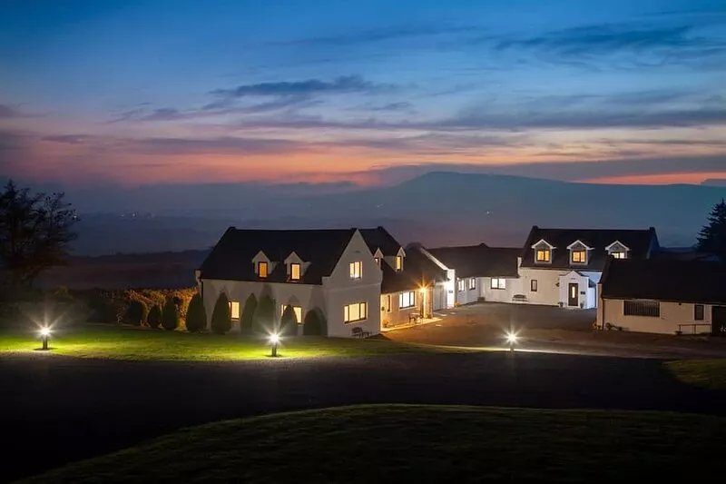 A holiday cottage that sleeps 4 guests  in 2 bedrooms