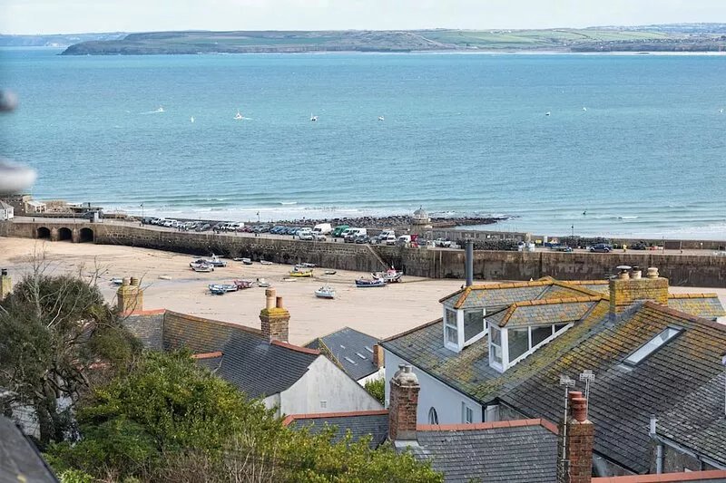 Tinhay  - Three Bedroom House, Sleeps 6