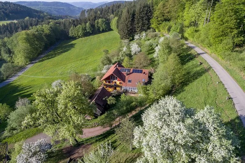 Modern 220 sqm holiday home, terrace, garden, sauna, fireplace