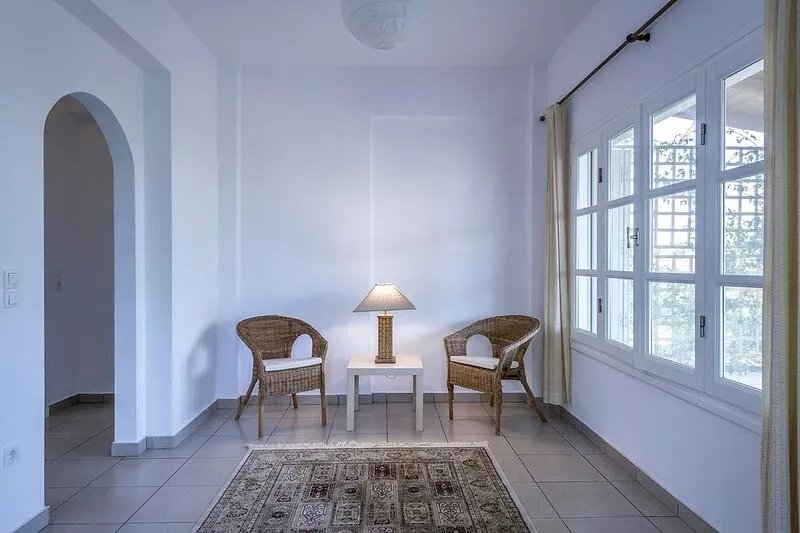 Luxury Estate Villa + 2 Flats + tennis court + pool/sauna/superb beaches